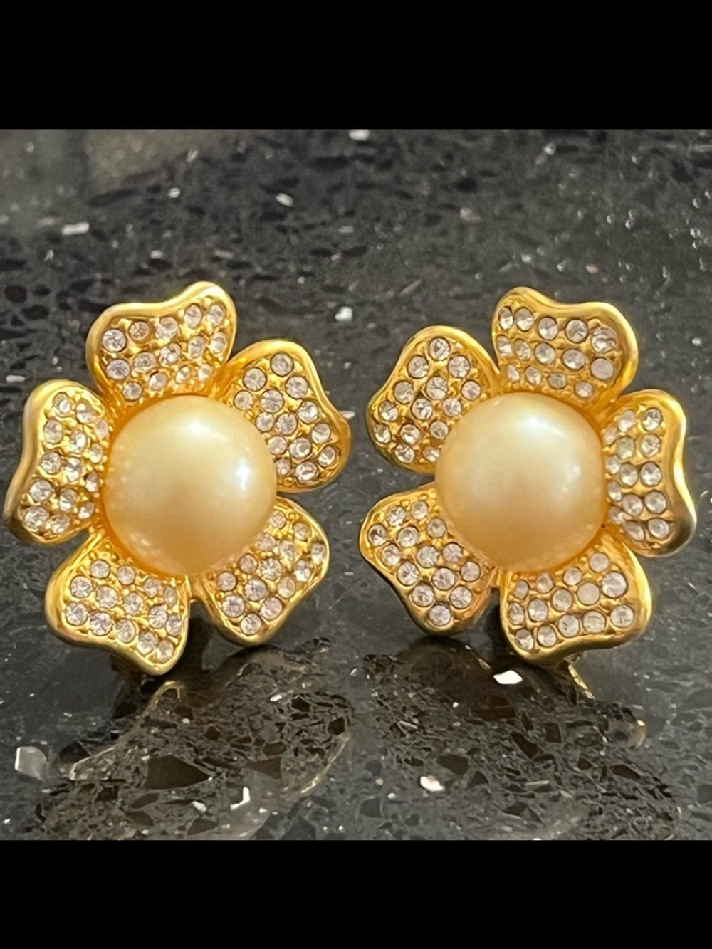 Joan Rivers Pearl Pave Set Crystal floral flower clip on earrings vintage QVC
